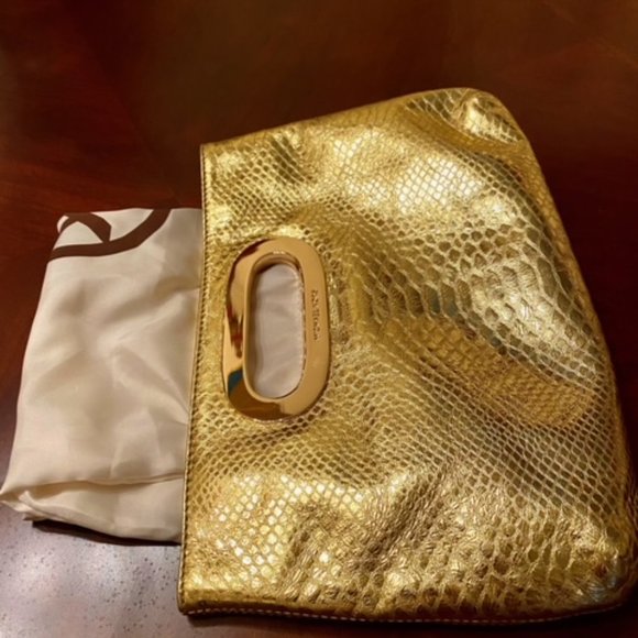 Michael Kors Purses Gold - Picture 4 of 5